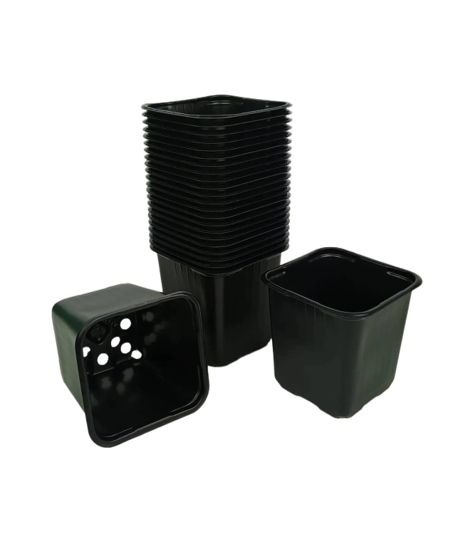 doniczki-8cm-czarne.jpg